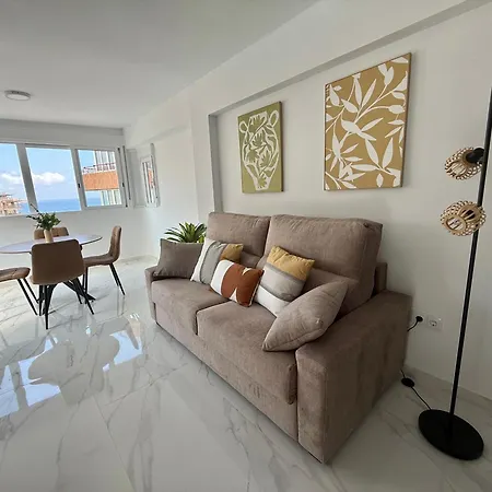 Inlesa Vistas Al Mar * Benidorm