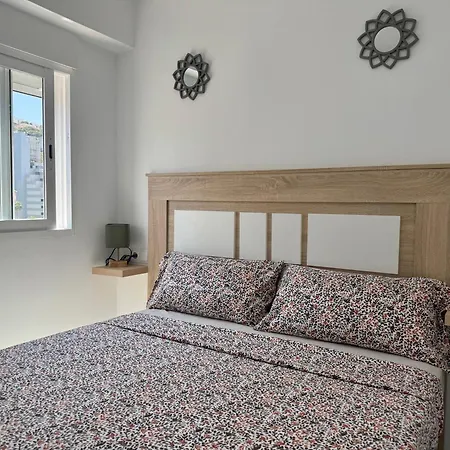 Inlesa Vistas Al Mar * Benidorm